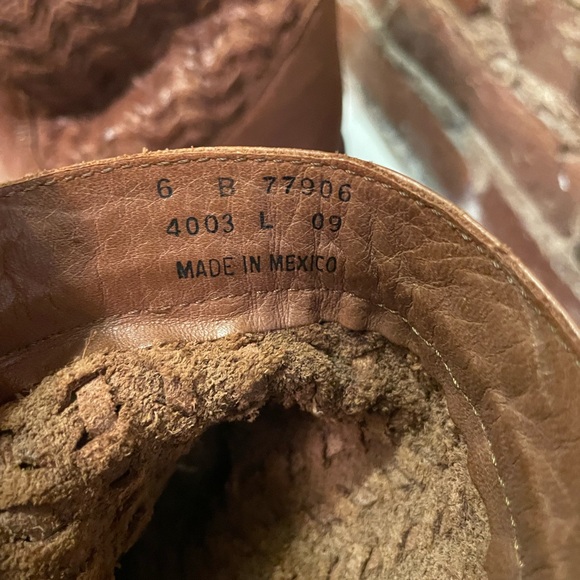 Vintage Y2K Frye Bushwick style Boots Size 6 Brown Woven Leather Mid Length - Picture 2 of 6